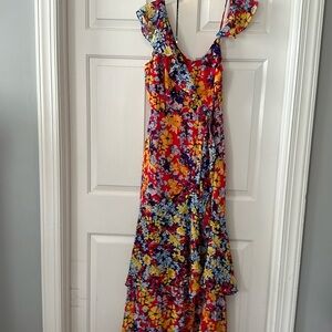 Gorgeous dress byLulus. New condition. Size.M.